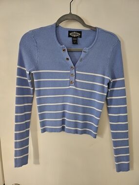 Striped Ribbed Henley Top in Light Blue by Oliver.O Escio